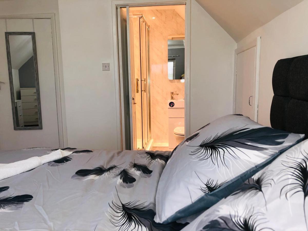 Ponders End Bed and Breakfast Newport  Exteriör bild