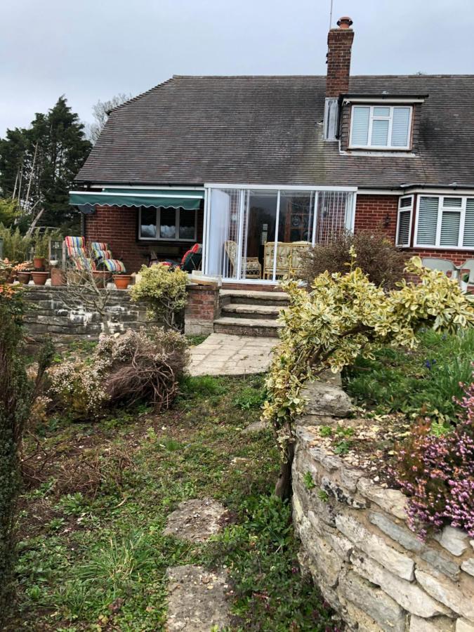 Ponders End Bed and Breakfast Newport  Exteriör bild
