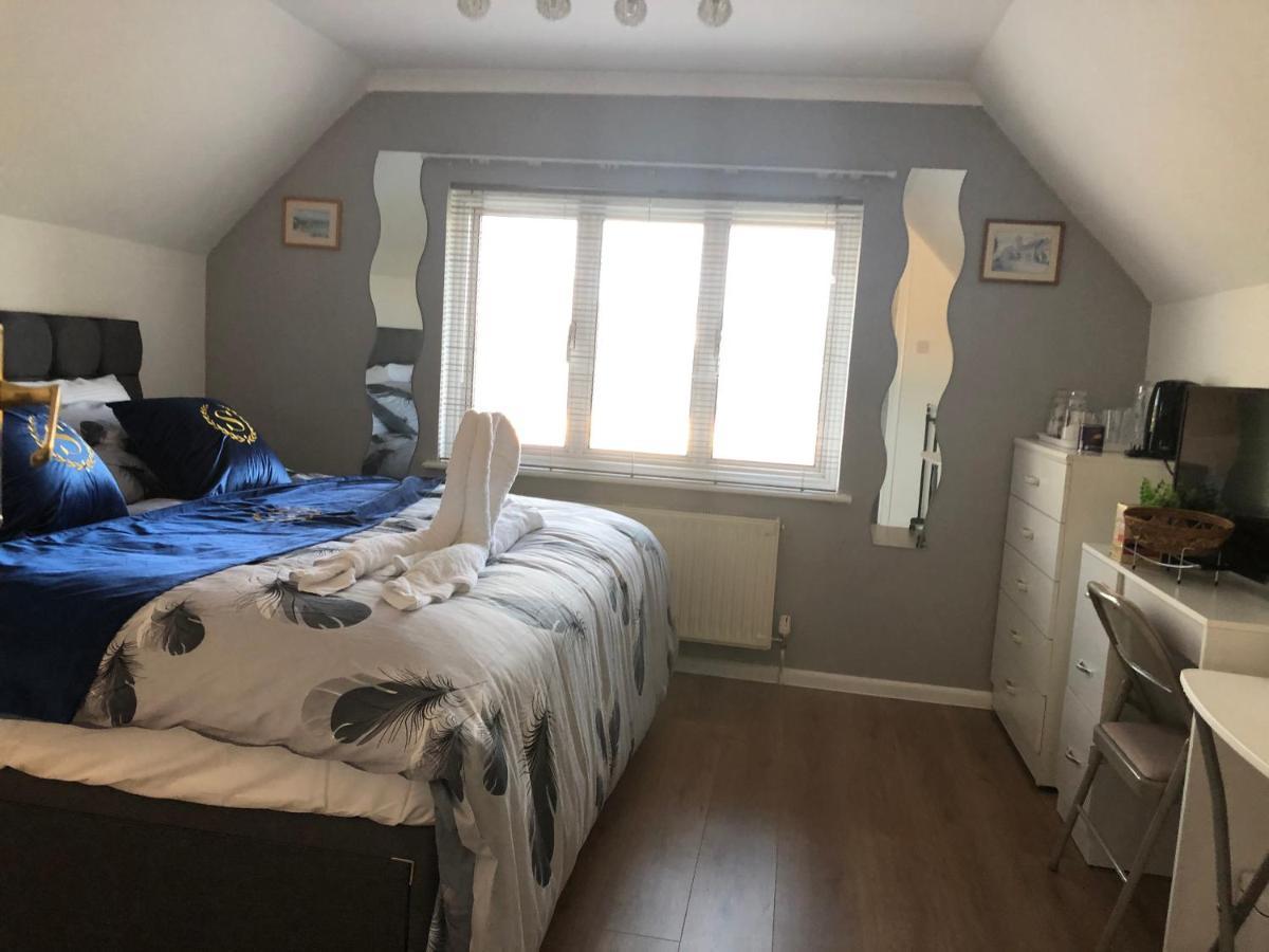 Ponders End Bed and Breakfast Newport  Exteriör bild