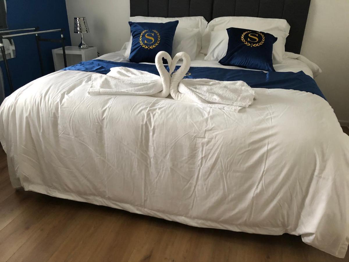 Ponders End Bed and Breakfast Newport  Exteriör bild